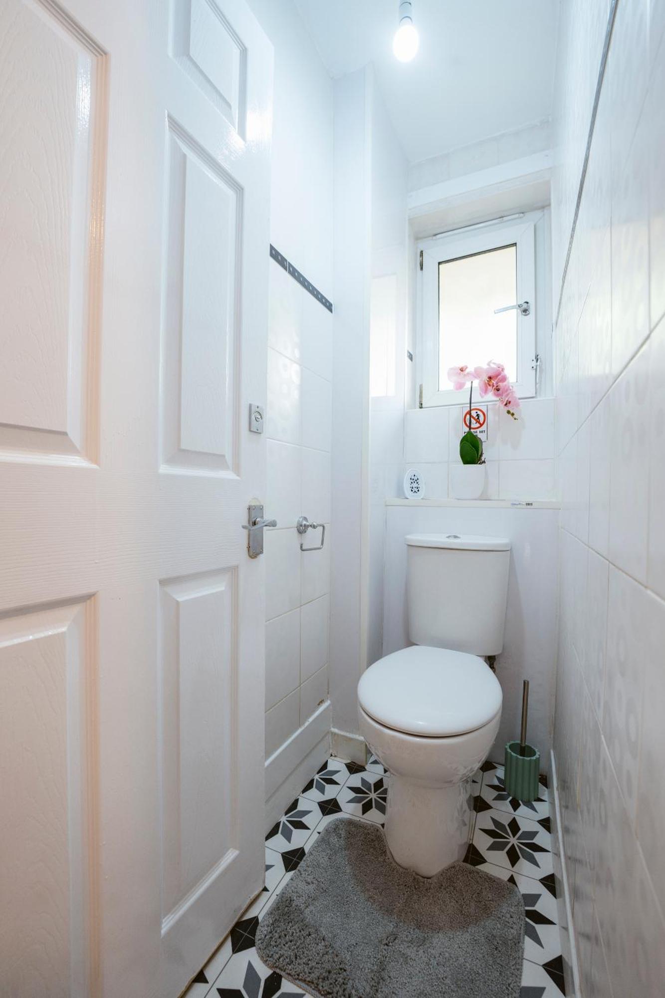 Deptford Bridge Double Rooms Londra Exterior foto